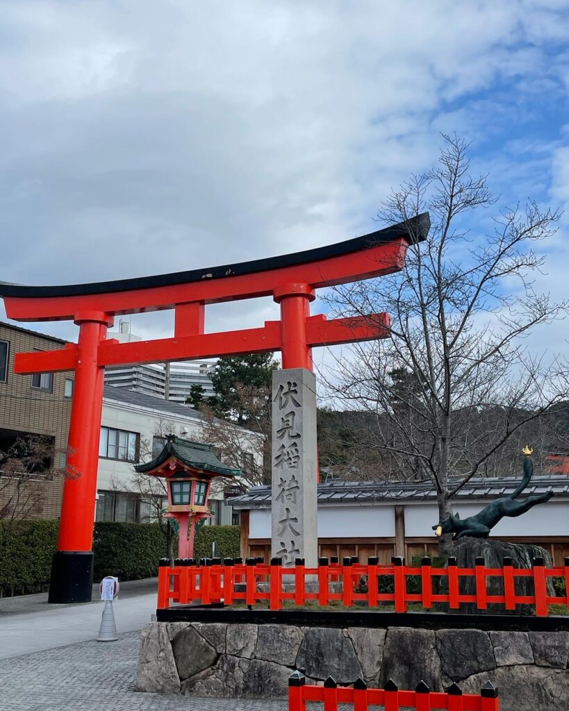 伏見稲荷大社大鳥居
