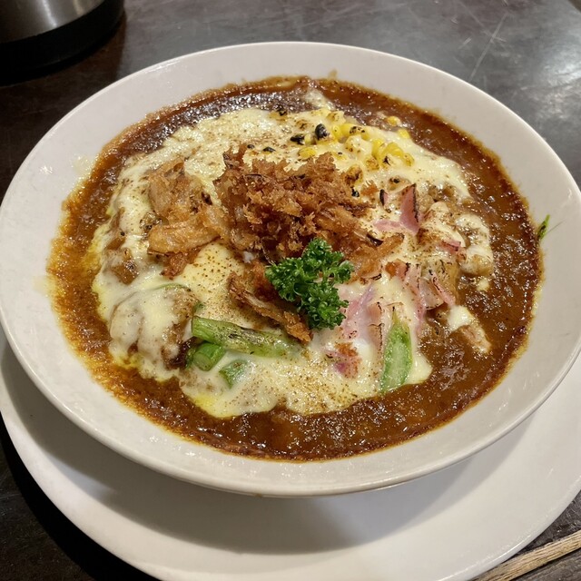 こがねむし　焼きカレー