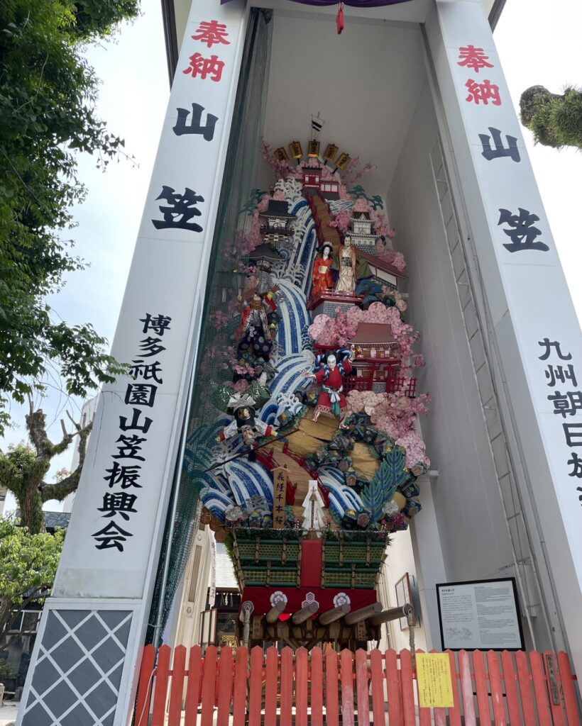 櫛田神社に奉納されている博多祇園山笠の飾り山笠